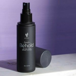 Touch Behold Setting Spray